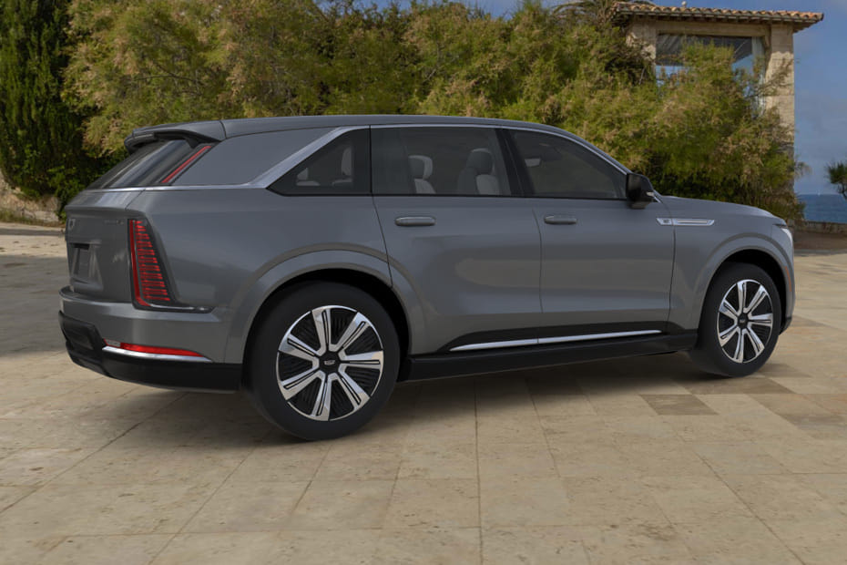 إسكاليد آي كيو Rear Medium Side View