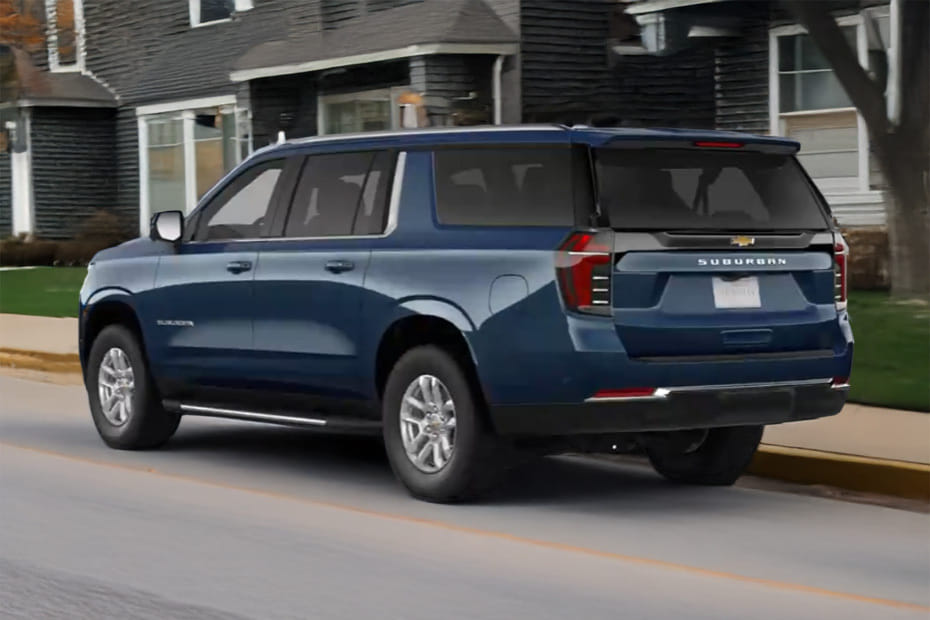 Rear Cross Side View of Chevrolet Suburban