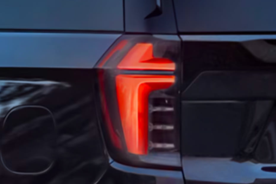 سوبربان Tail light
