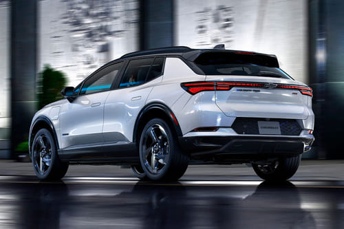 Rear Cross Side View of شفروليه إيكوينوكس إي في