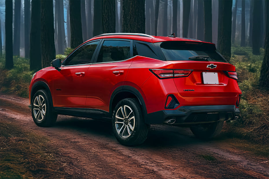 Rear Cross Side View of Chevrolet Groove