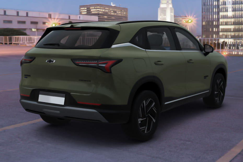 Captiva PHEV Rear angle view