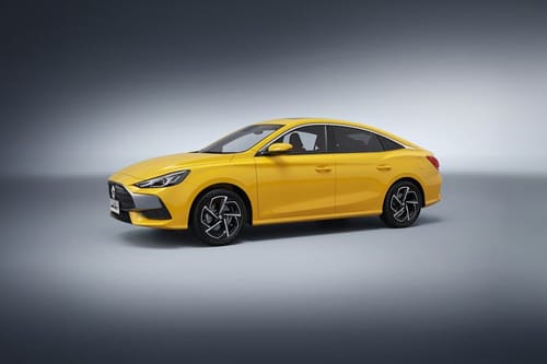 MG GT Side Medium View