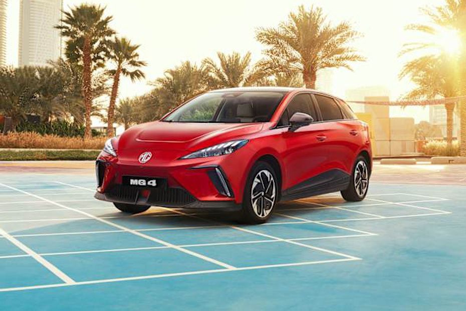 إم جي  4 Front angle low view