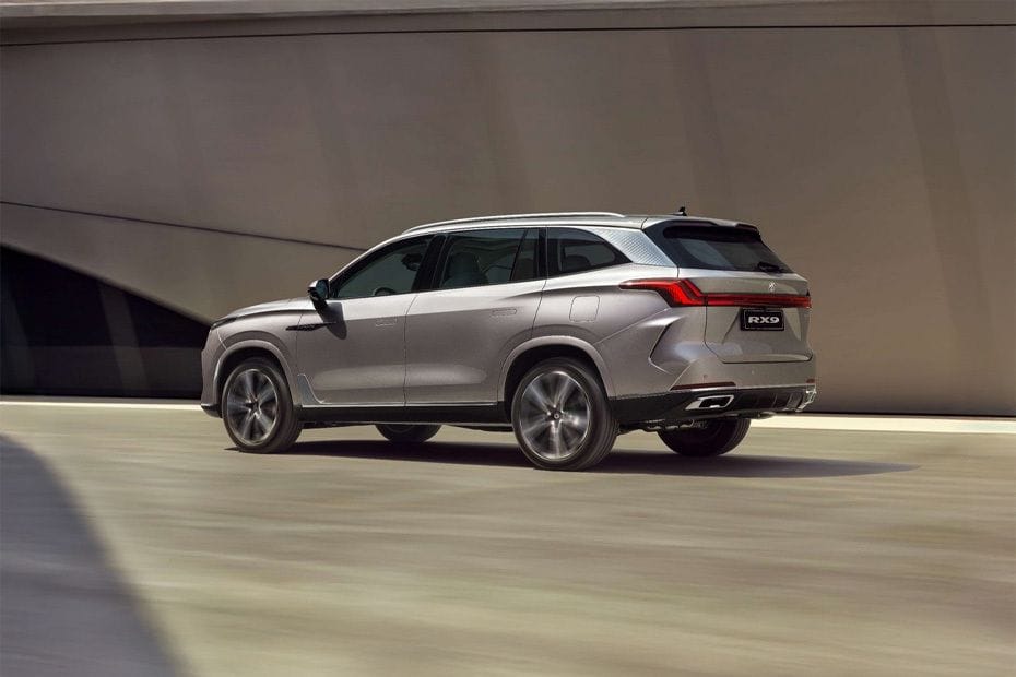 Rear Cross Side View of MG RX9