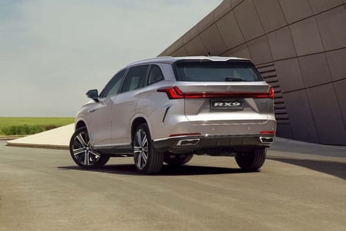 Rear Medium View of إم جي RX9