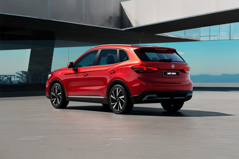 Rear Cross Side View of MG ZS in Saudi Arabia