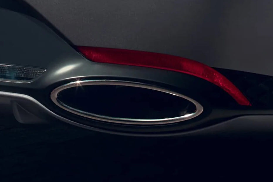 Exhaust Pipe of Genesis G70