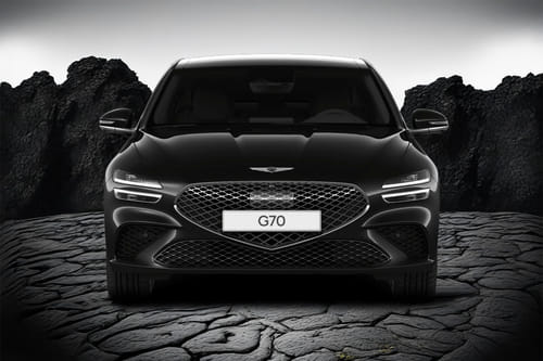 Full Front View of G70