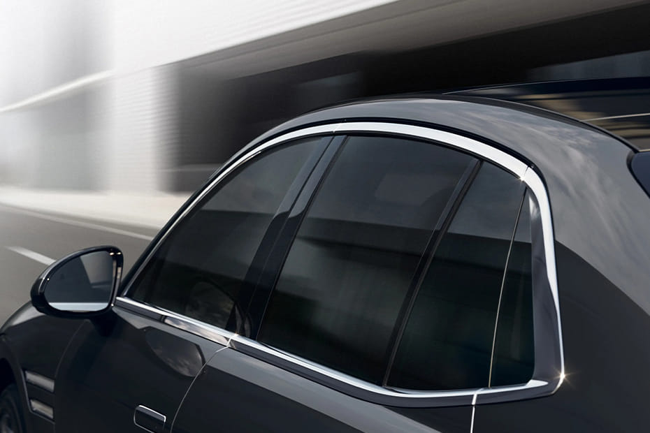 G90 Door handle