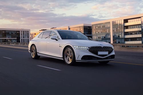 G90 Front deep low Angle View