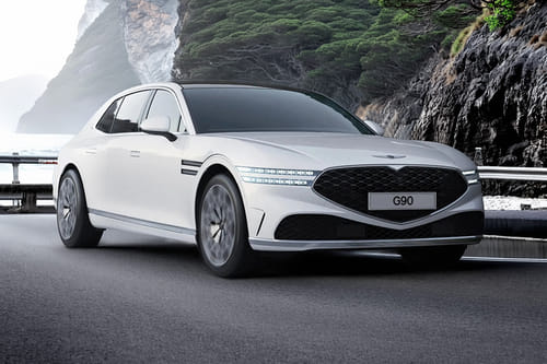 Genesis G90 Front Medium View