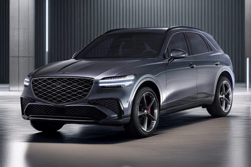 Genesis  GV70 Front angle low view