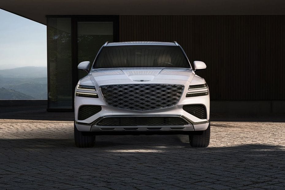 Full Front View of GV80