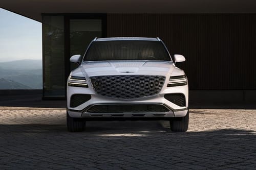 Full Front View of GV80