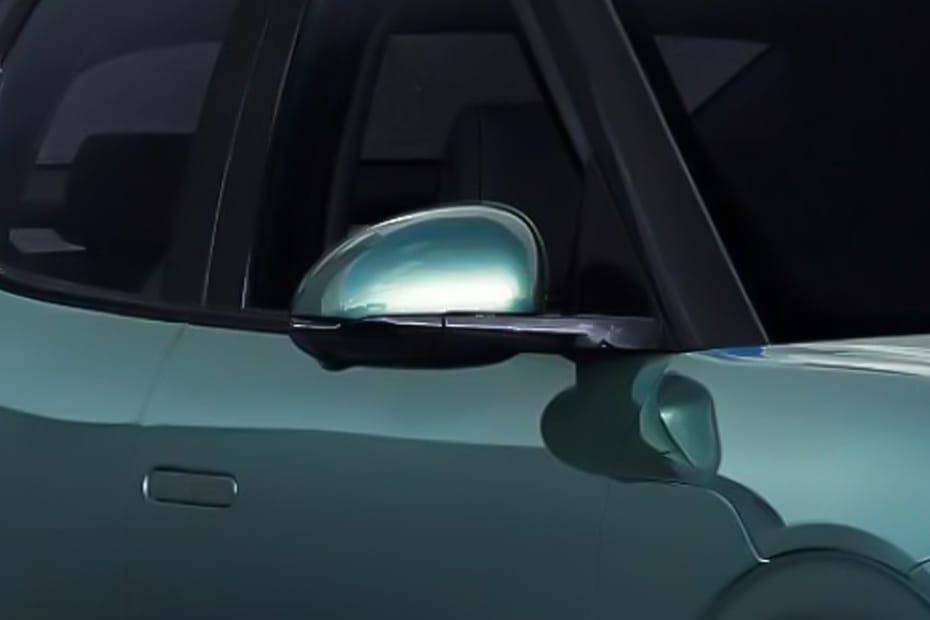 جينيسيس GV 60 Drivers Side Mirror Front Angle