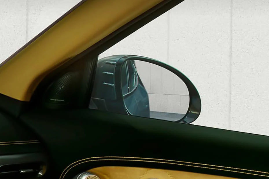 جينيسيس GV 60 Drivers Side Mirror Rear Angle