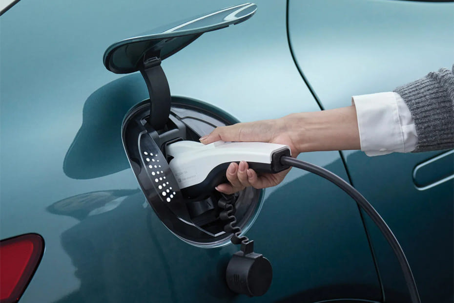 Gas Cap Open of GV 60