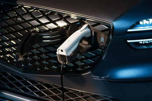 Gas Cap Open of EV GV 70