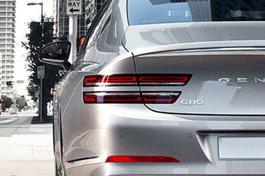 جي 80 Tail light