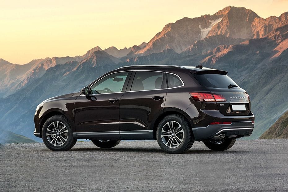 Rear Cross View of بورجوارد BX7
