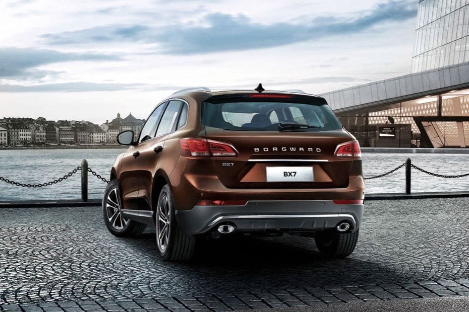 Rear Medium View of بورجوارد BX7