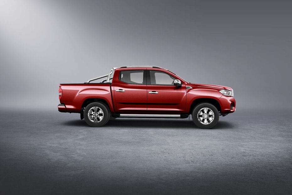 T60 Medium Angle Front View