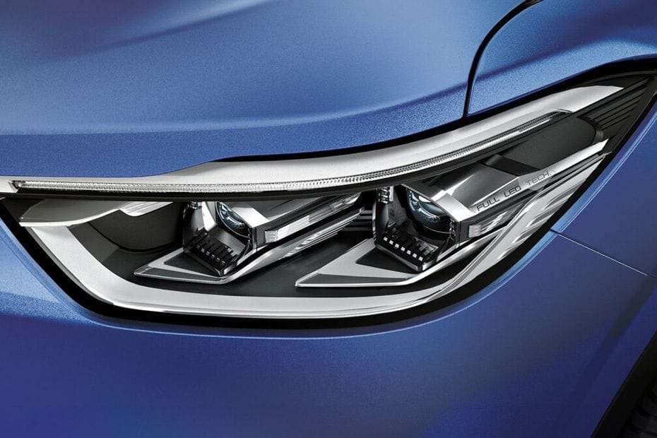 D90 Headlight