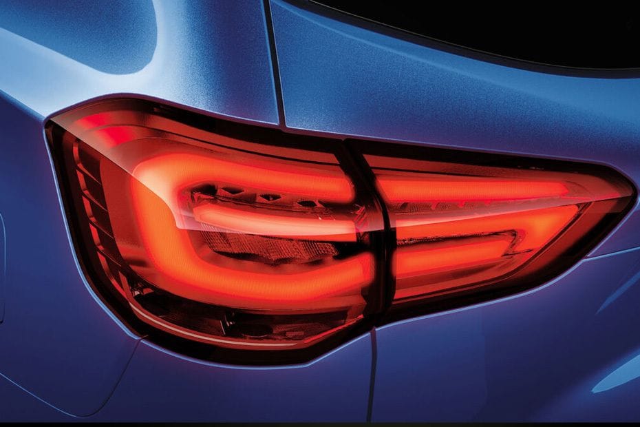 D90 Tail light