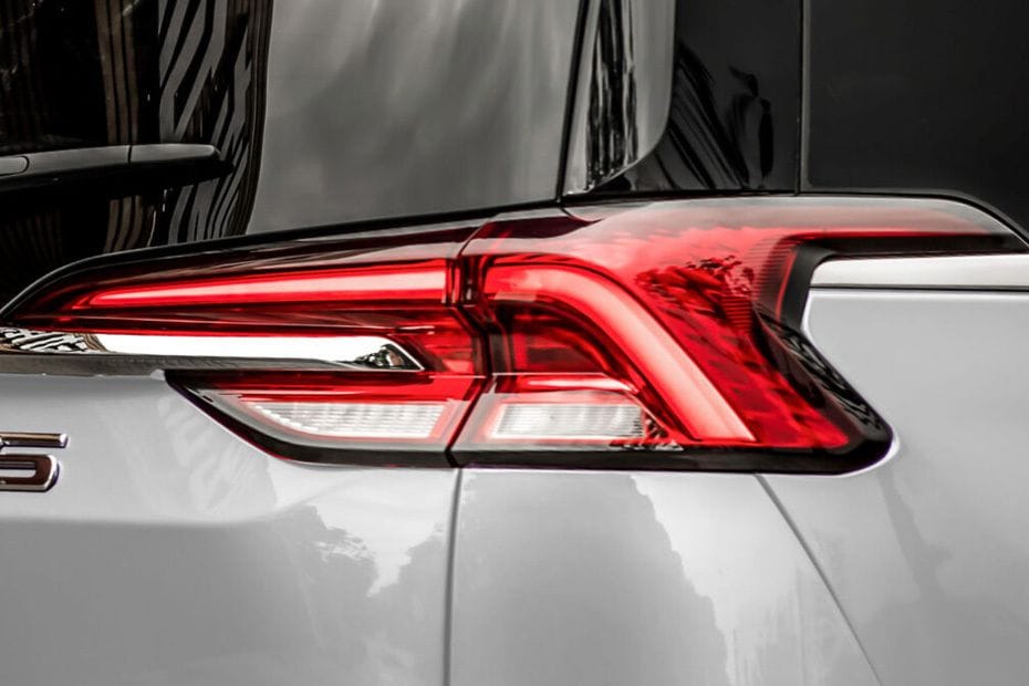 G50 Tail light