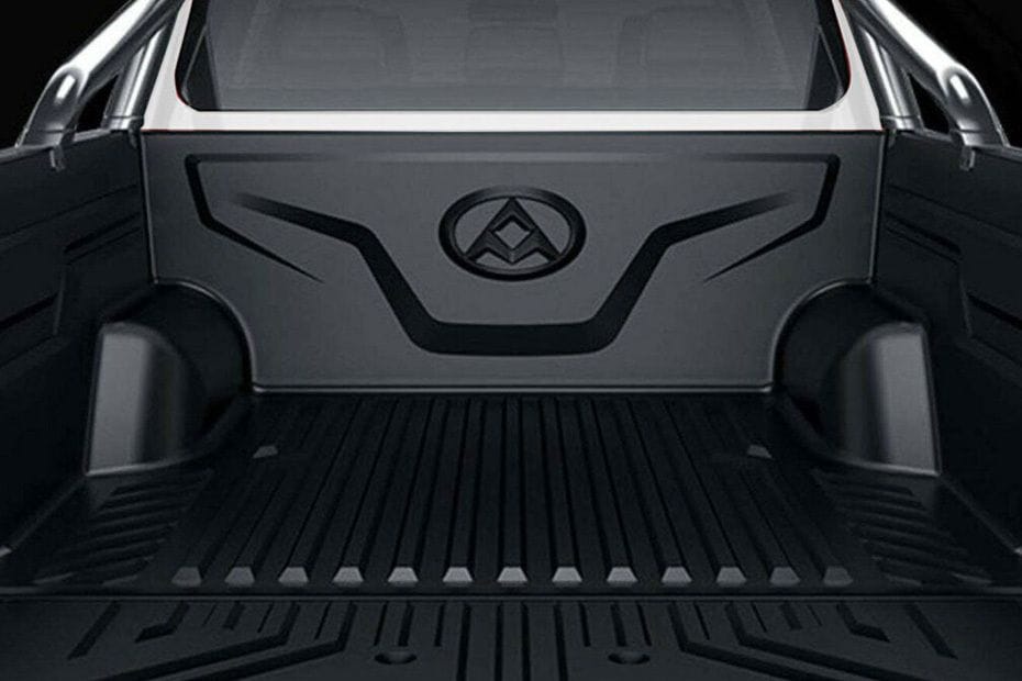 Trunk Open Closer View of تي 70 برو