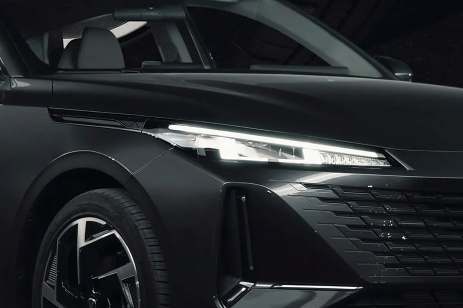 ايدو بلس Headlight