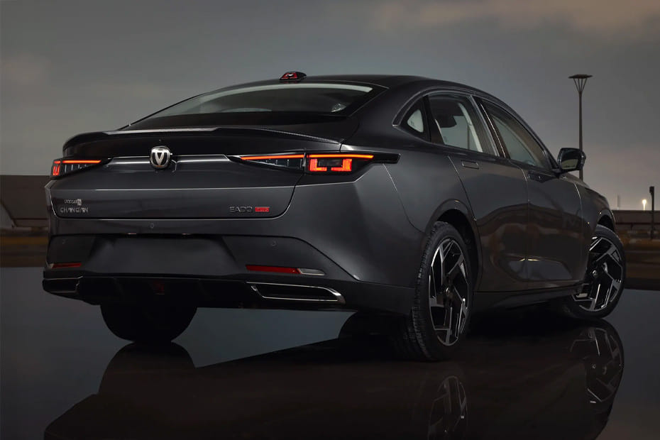 ايدو بلس Rear angle view
