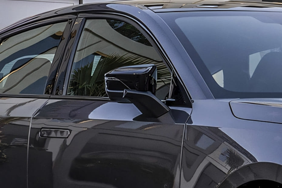 شانجان UNI-V Drivers Side Mirror Front Angle