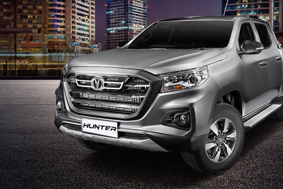 Hunter 2023-2025 Grille View