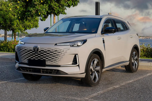 Changan  UNI-S Front angle low view