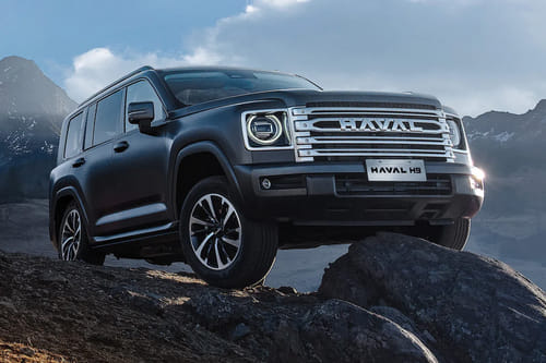 هافال إتش 9 Front Medium View