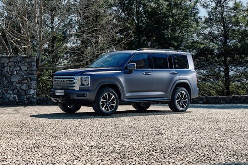 هافال H9 Front Side View