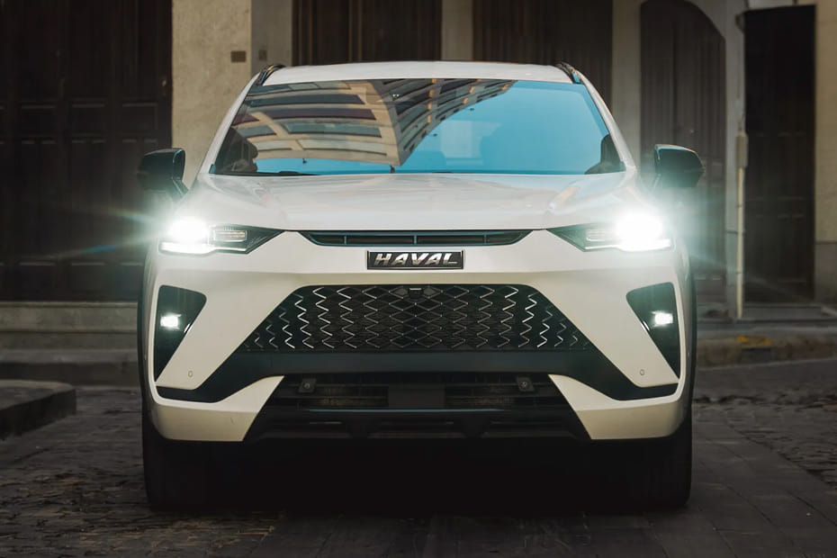 Full Front View of H6 GT