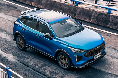 Haval Jolion Pro Front Cross Side View