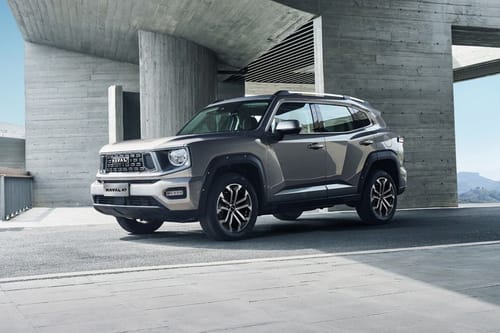 Haval  H7 Front angle low view