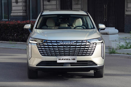 Full Front View of إتش6