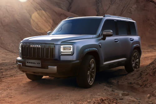 Haval  V7 Front angle low view