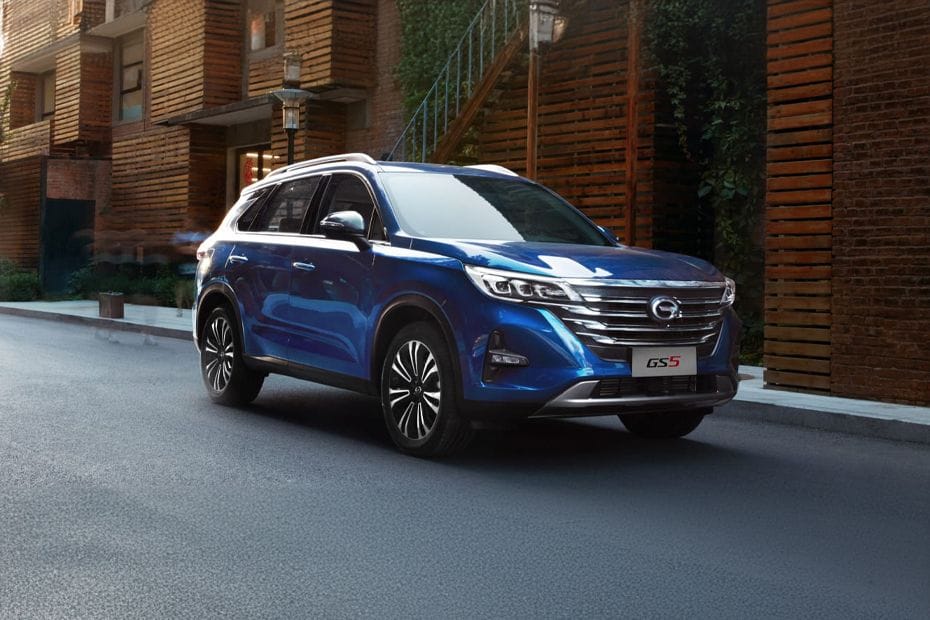 GAC GS5 Front Cross Side View
