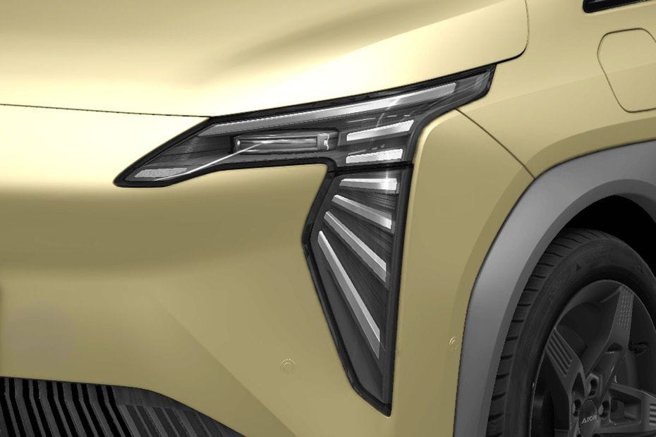 آيون واي Headlight