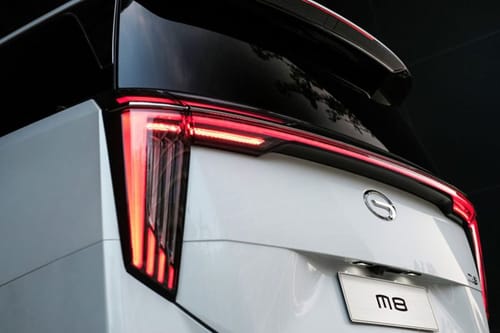 M8 Tail light