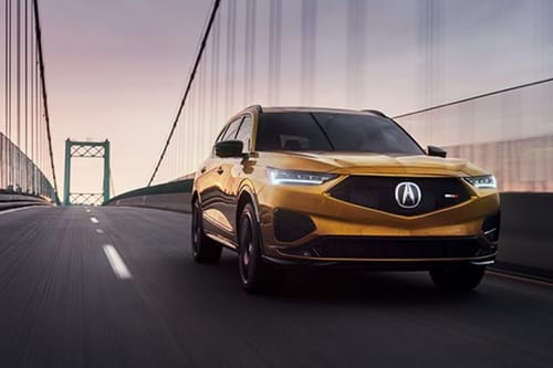 اكيورا MDX Front Cross Side View