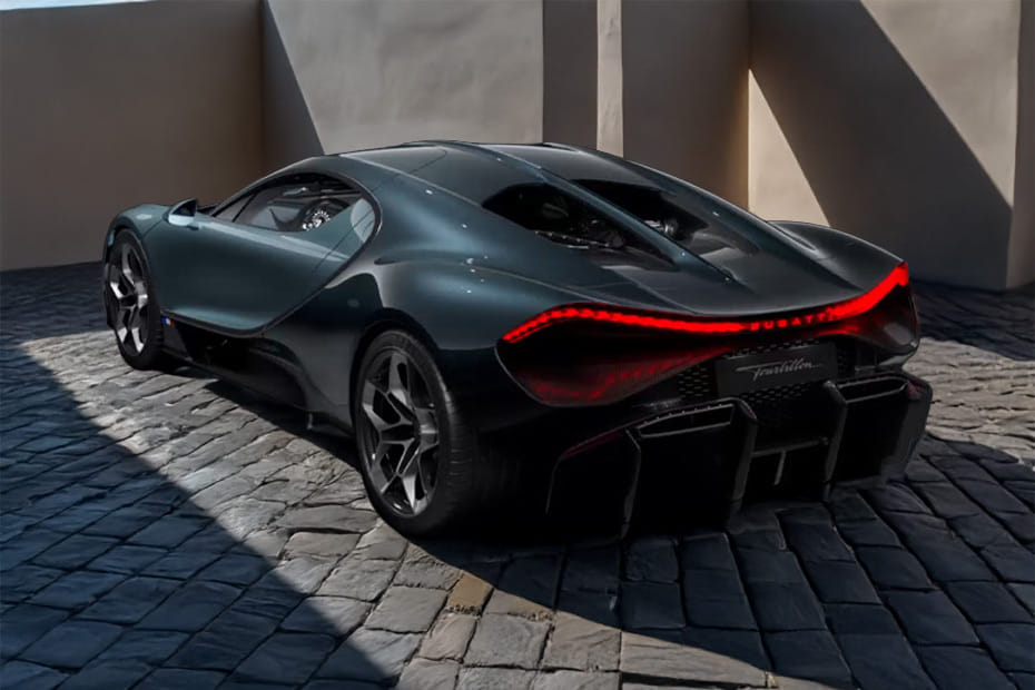 Rear Cross Side View of بوغاتي  توربيون