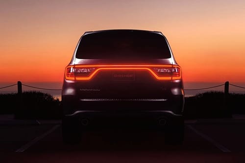 Full Rear View of دودج دورانجو