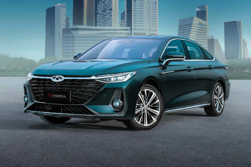 Chery  Arrizo 8 Pro Front angle low view